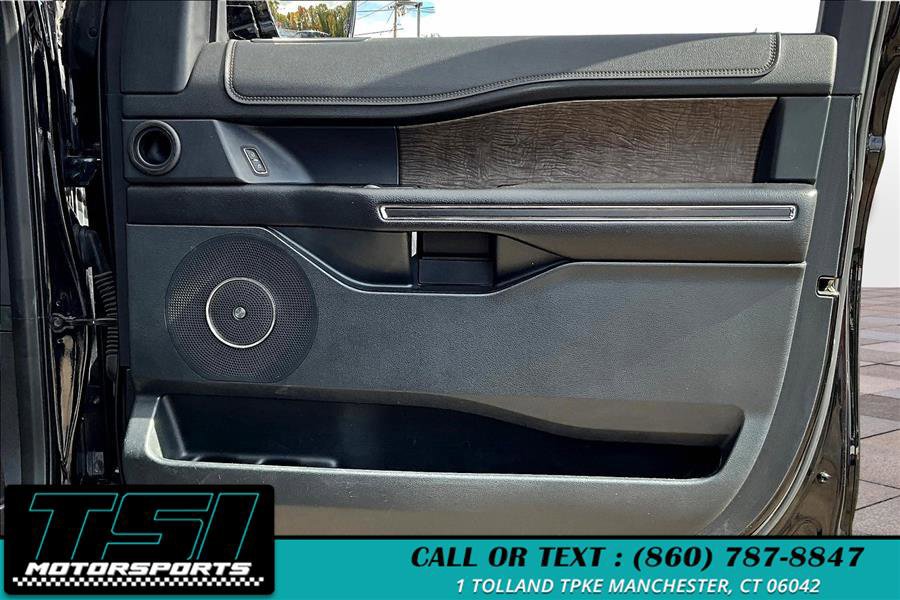 Used 2019 Ford Expedition Limited image 24