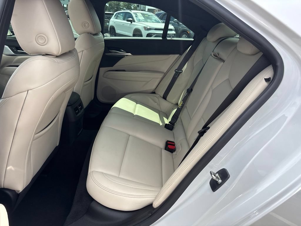 Used 2020 Cadillac CT4 Luxury w/ Sun And Sound Package RWD image 31