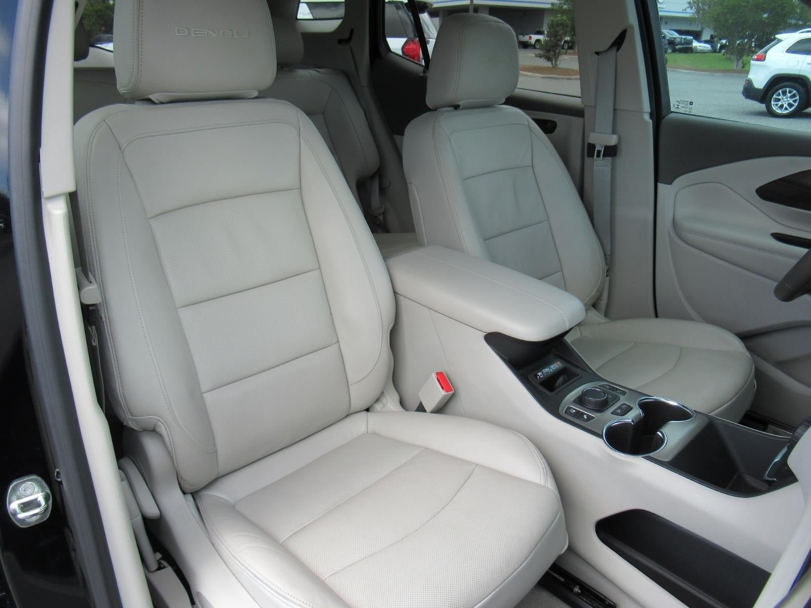 Used 2018 GMC Terrain Denali w/ Advanced Safety Package FWD image 9