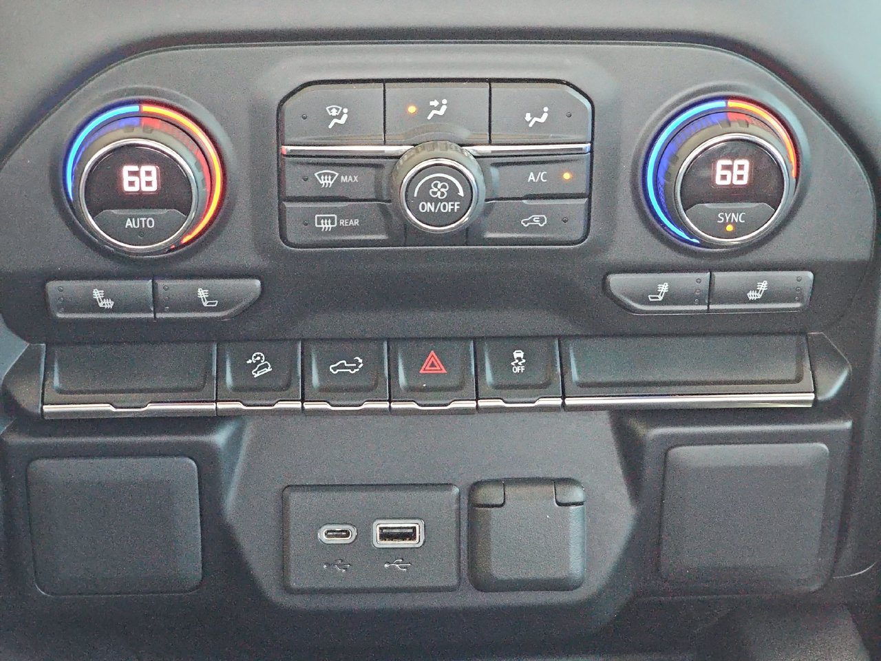 Used 2021 Chevrolet Silverado 1500 LT Trail Boss w/ Bed Protection Package AWD/4WD image 25