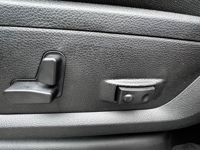 New 2026 RAM 2500 Big Horn AWD/4WD image 37