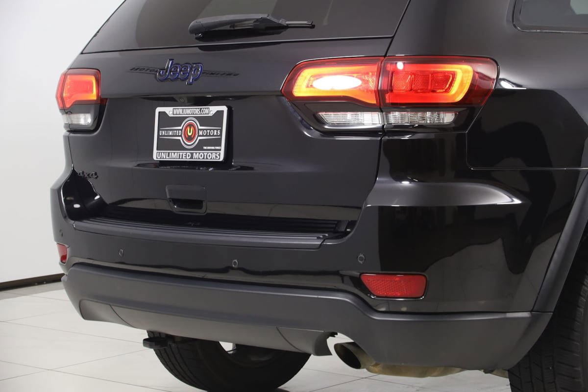 Used 2019 Jeep Grand Cherokee Laredo AWD/4WD image 45