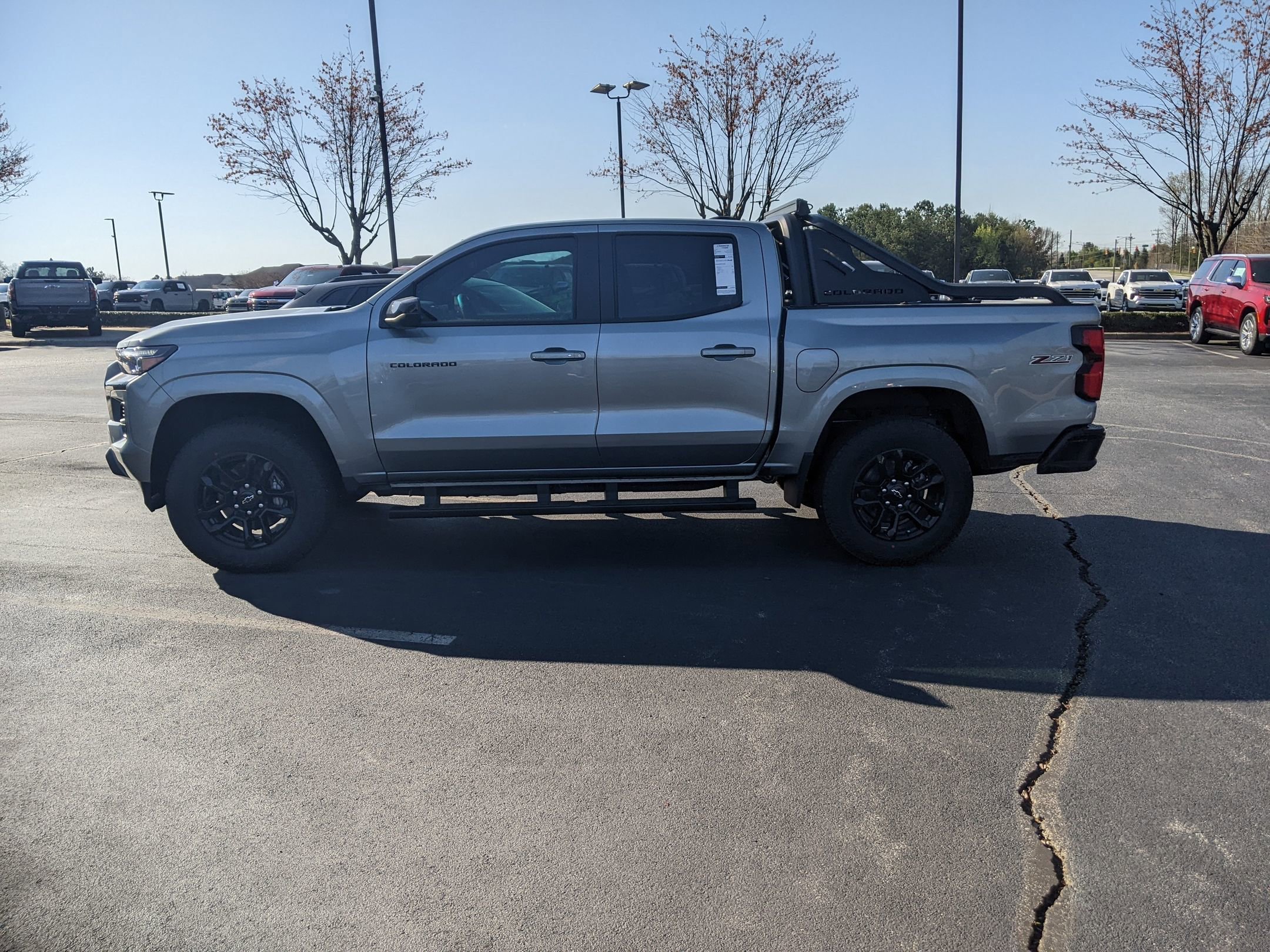 New 2025 Chevrolet Colorado Z71 w/ Midnight Edition image 5