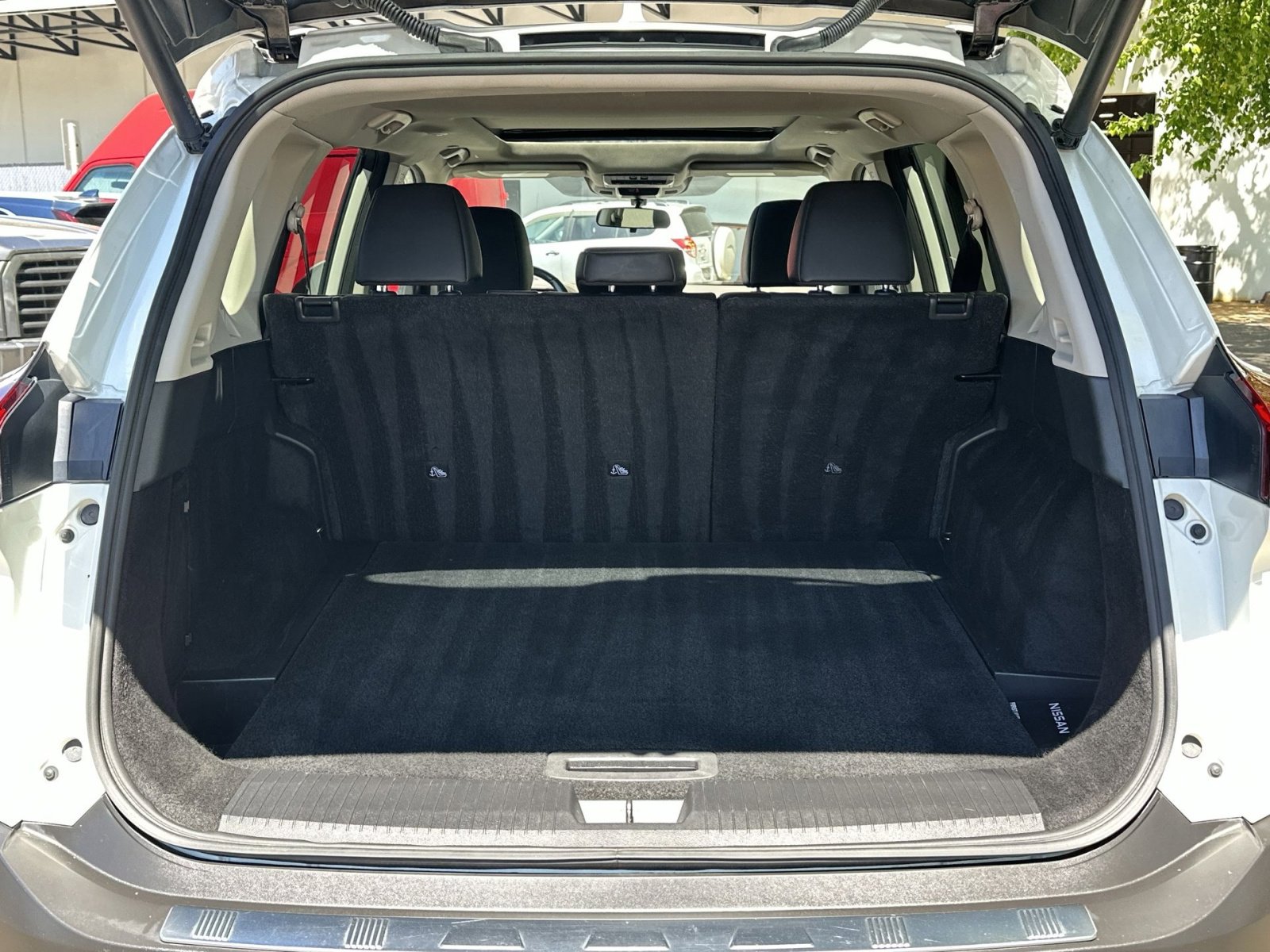 Used 2023 Nissan Rogue SV w/ SV Premium Package FWD image 67