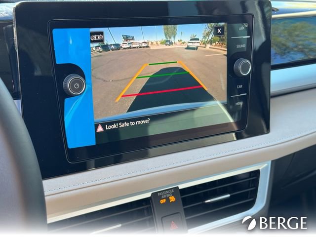 New 2025 Volkswagen Taos SE image 21