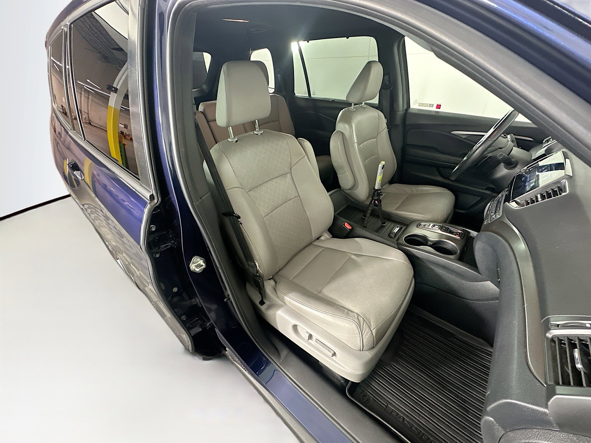 Used 2020 Honda Passport EX-L image 32