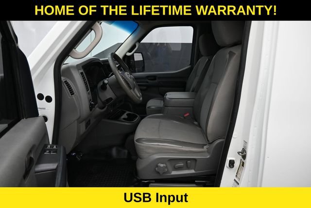 Used 2013 Nissan NV 2500 SV w/ Technology Pkg RWD image 14