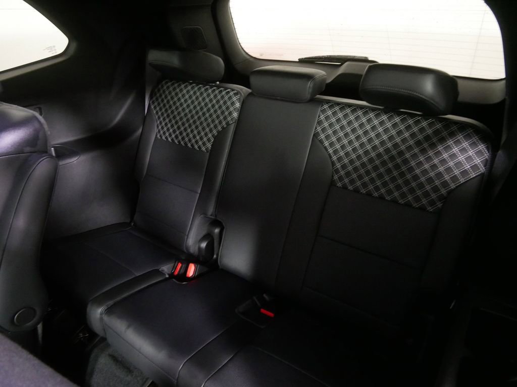 Used 2024 GMC Acadia Denali image 21