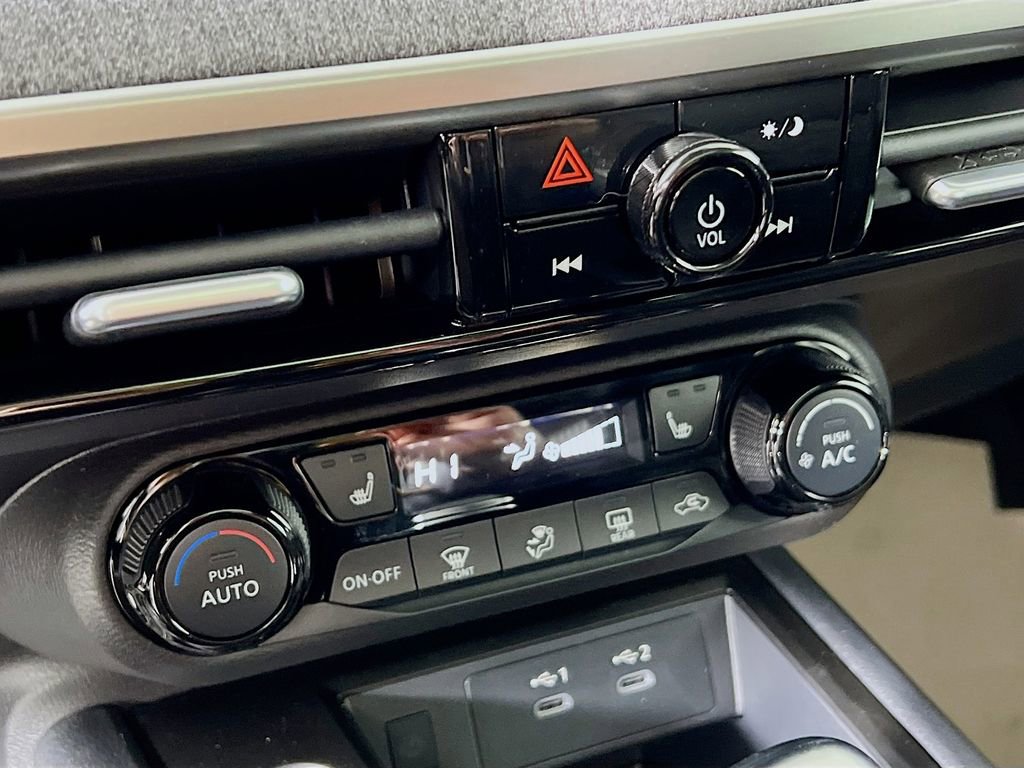 New 2026 Nissan Kicks SV image 12