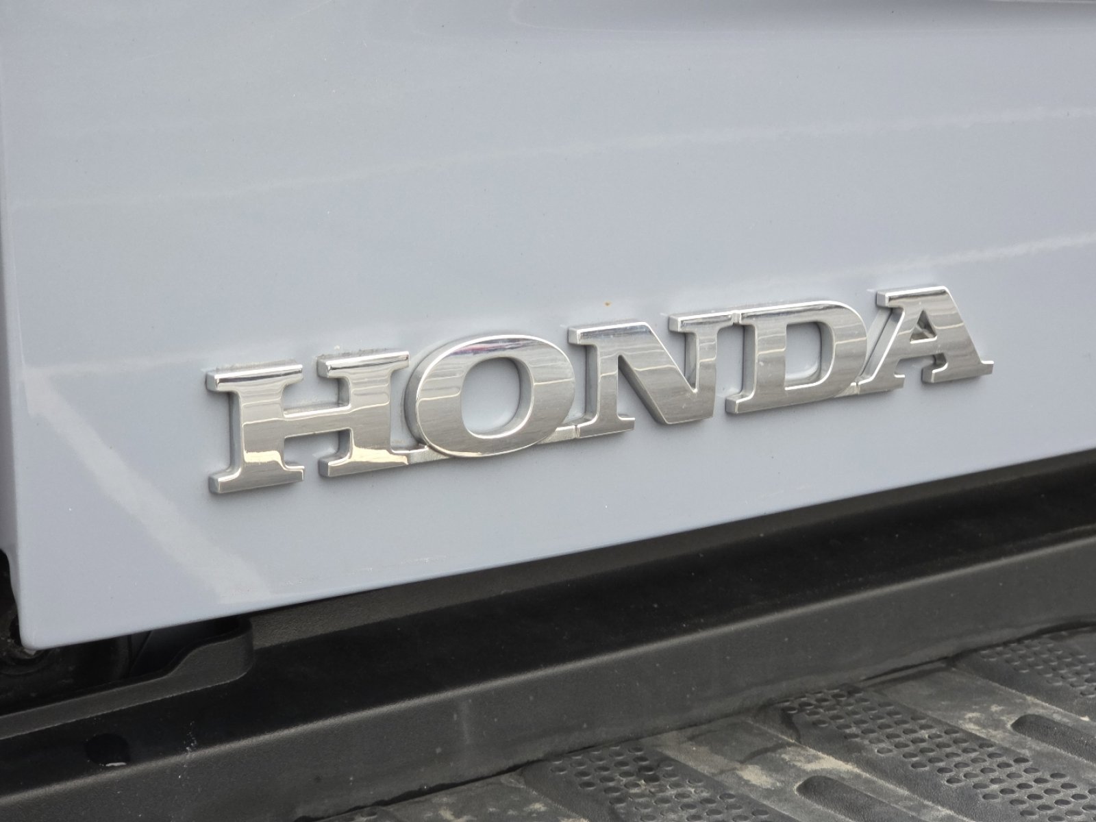 Certified 2024 Honda Ridgeline Black Edition image 15