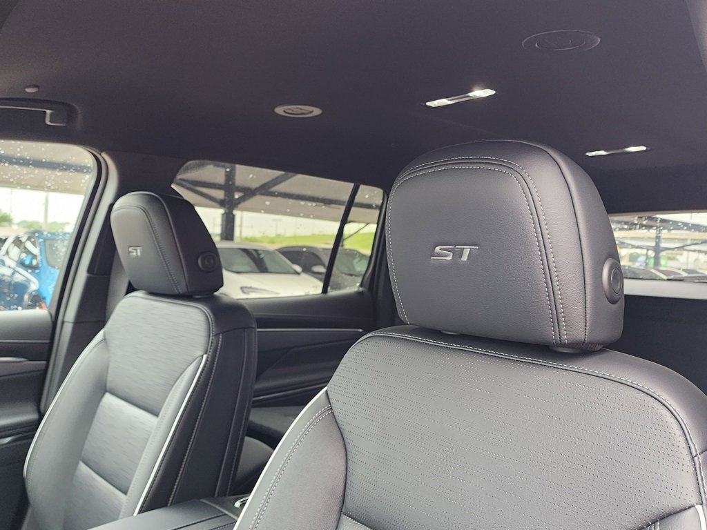 New 2026 Buick Enclave Sport Touring w/ Power Package image 17