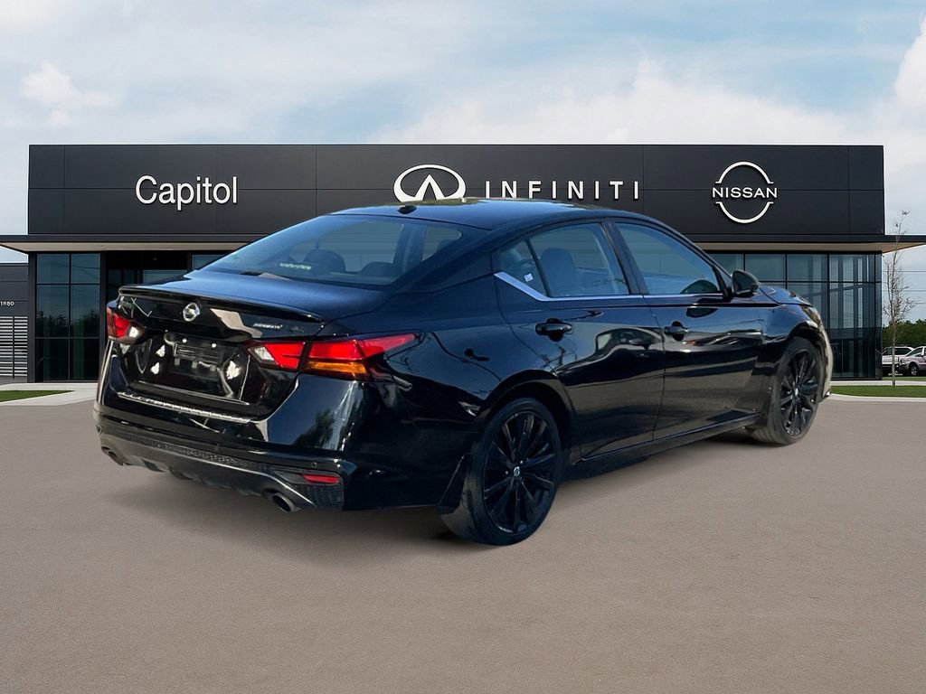Used 2022 Nissan Altima 2.5 SR w/ Midnight Edition Package image 5