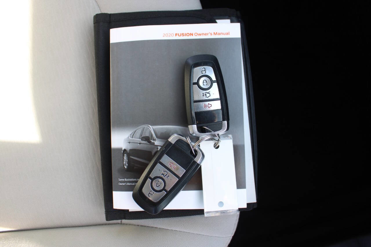 Used 2020 Ford Fusion SE w/ Equipment Group 151A image 44