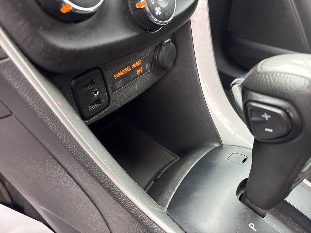Used 2022 Chevrolet Trax LT w/ Driver Confidence Package AWD/4WD image 33