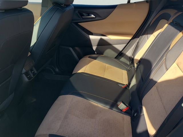 Used 2025 Chevrolet Equinox ACTIV w/ Safety and Technology Package image 15