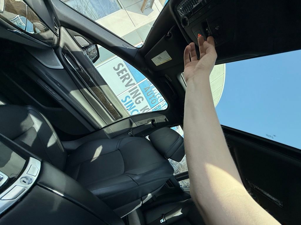 Used 2013 BMW 750Li image 28