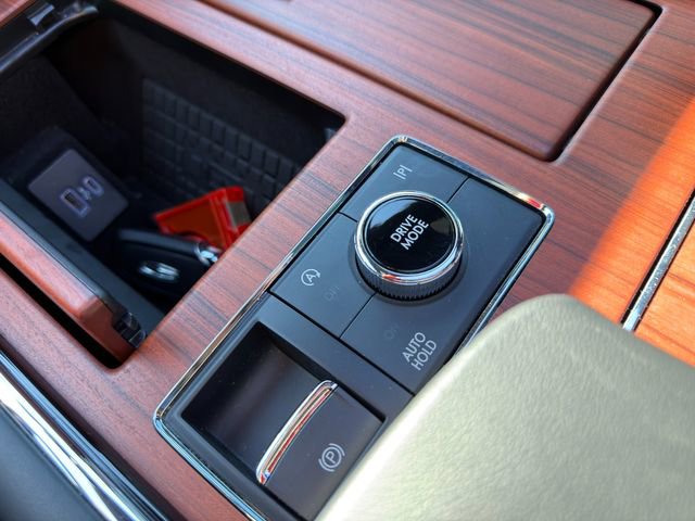Used 2024 Lincoln Navigator Reserve AWD/4WD image 40