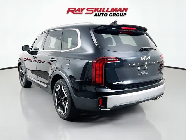 Used 2024 Kia Telluride S w/ S Sunroof Package FWD image 5