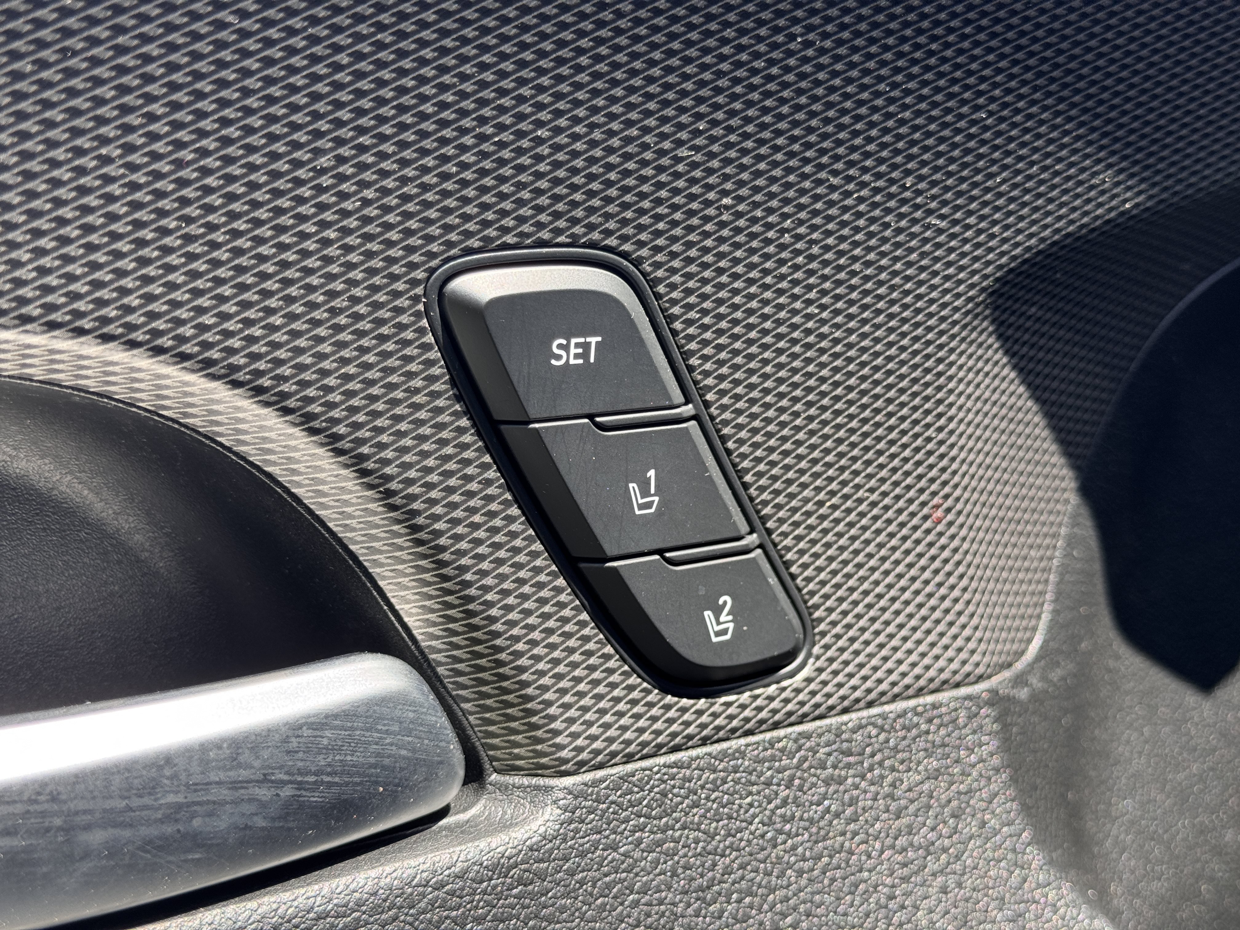 Used 2019 Hyundai Santa Fe AWD image 34