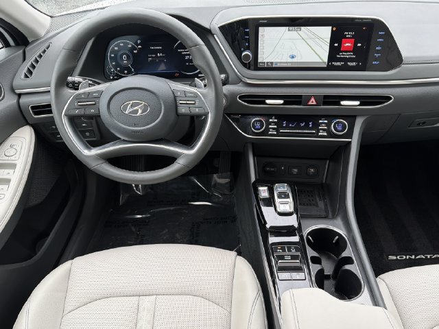 Certified 2022 Hyundai Sonata Limited w/ Preferred Accessory Package FWD image 25