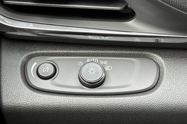 New 2026 Buick Envista Preferred w/ Advanced Safety Package FWD image 29