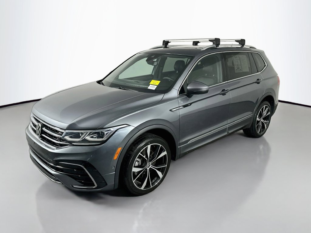 Used 2022 Volkswagen Tiguan SEL R-Line AWD/4WD image 3