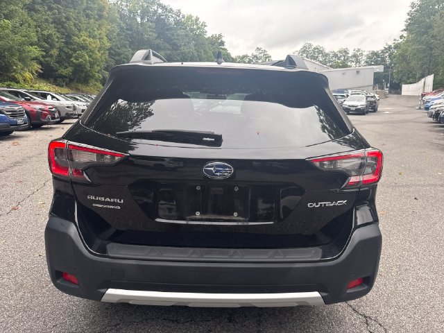 Used 2023 Subaru Outback Limited AWD/4WD image 3