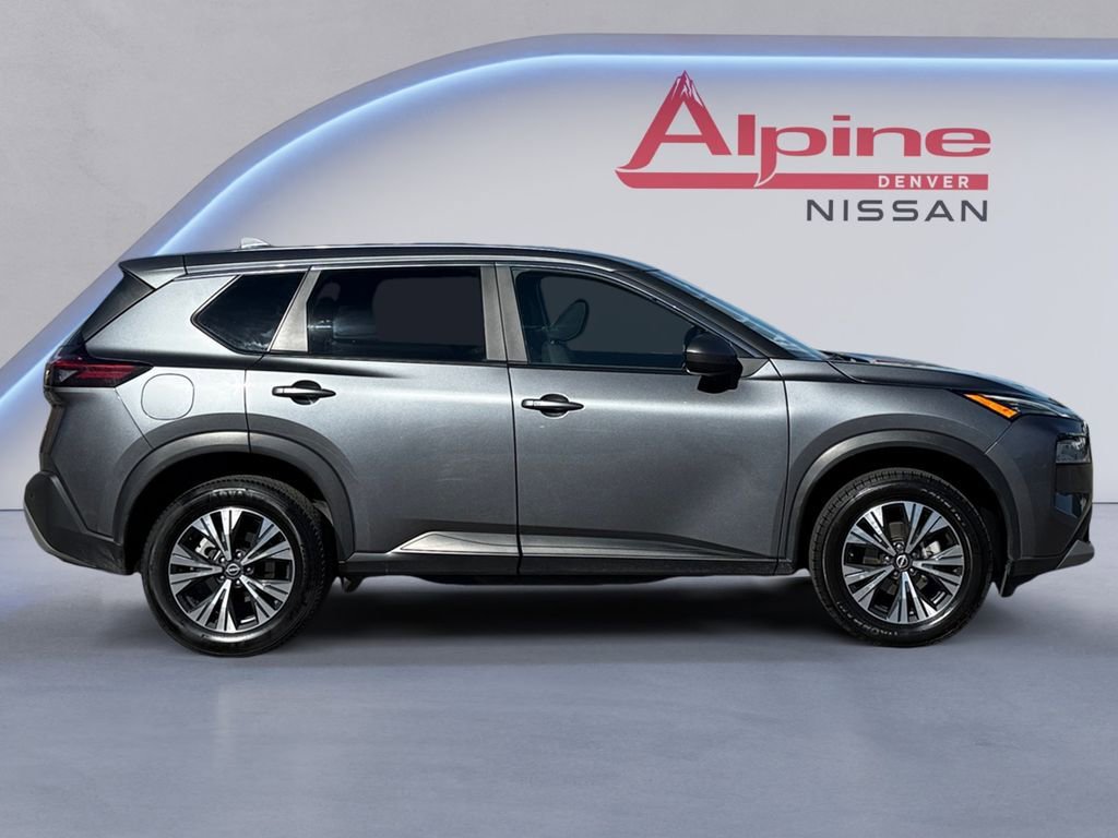 Used 2023 Nissan Rogue SV image 6