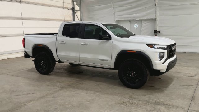 New 2026 GMC Canyon Elevation RWD image 2