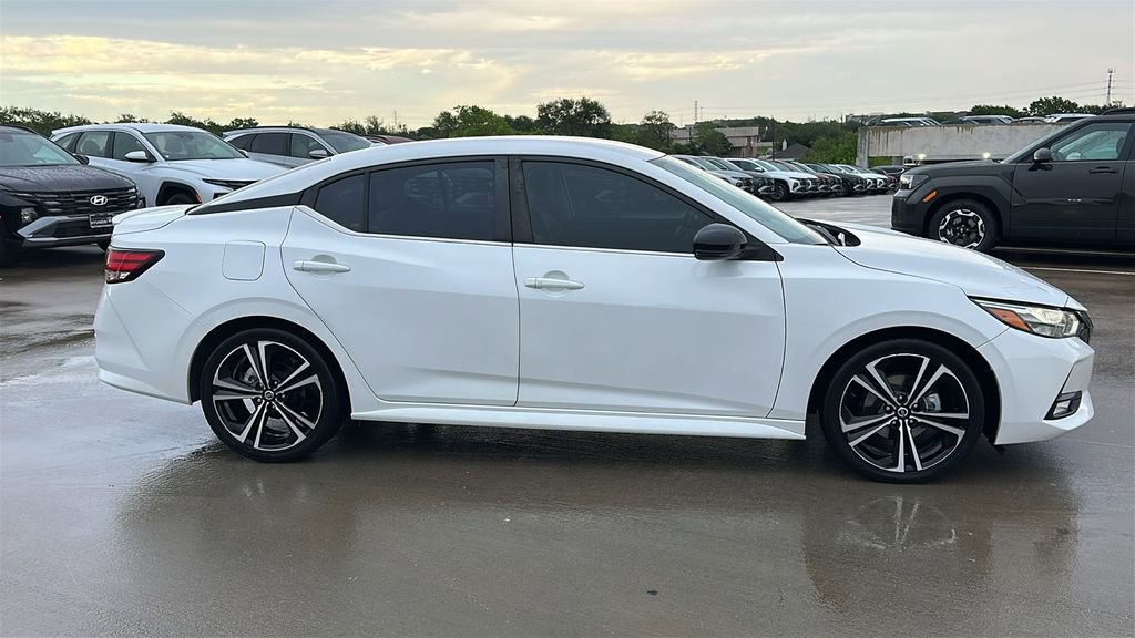 Used 2021 Nissan Sentra SR FWD image 13