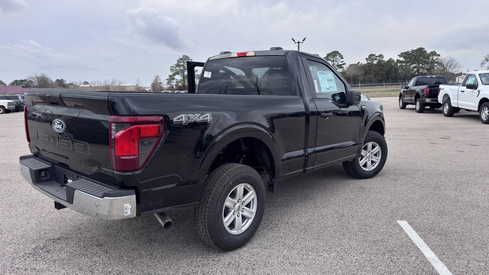 New 2026 Ford F150 XL w/ Equipment Group 103A High image 3