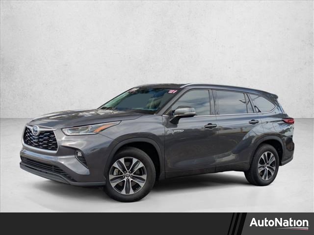 Used 2021 Toyota Highlander XLE