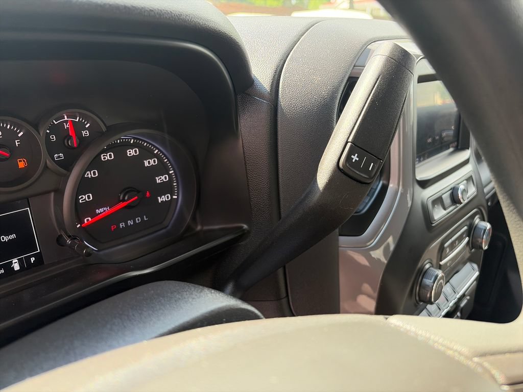 Used 2020 Chevrolet Silverado 1500 Custom w/ Custom Value Package AWD/4WD image 23