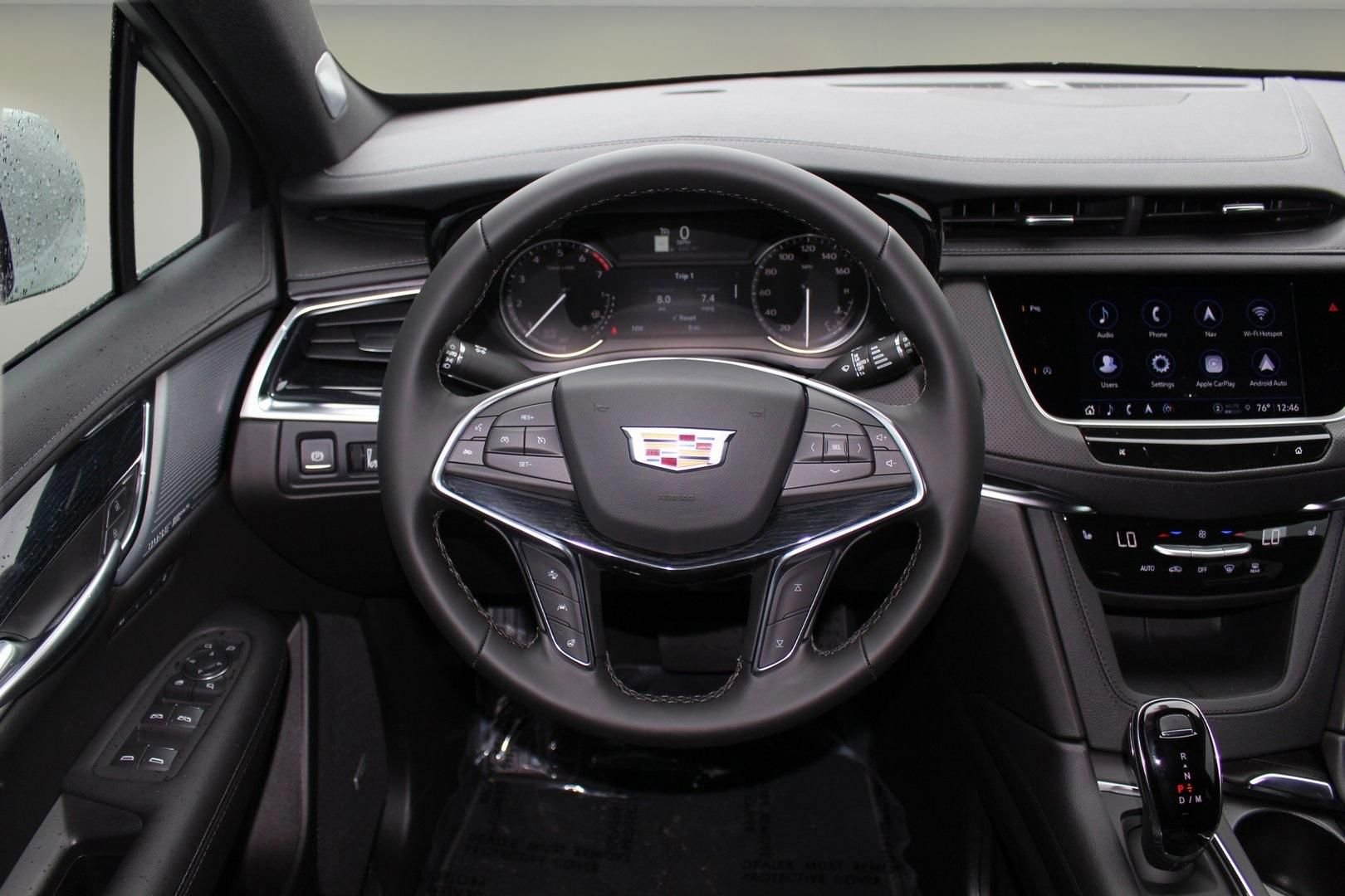 New 2025 Cadillac XT5 Premium Luxury w/ LPO, Floor Liner Package image 15