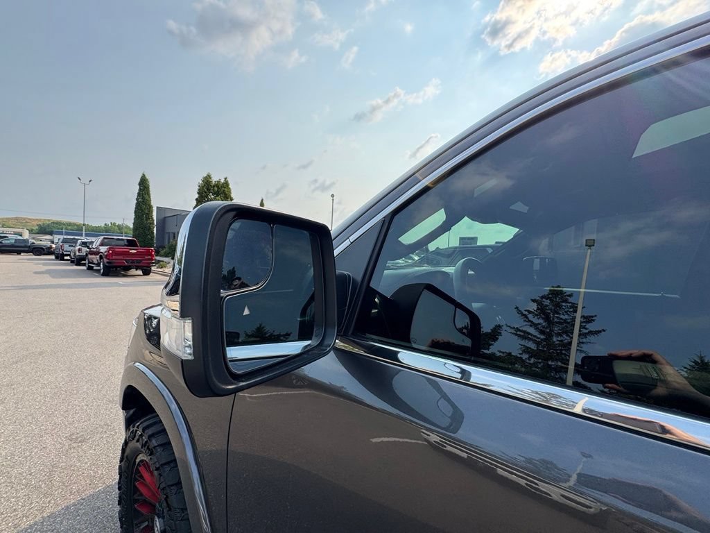 Used 2019 RAM 1500 Limited AWD/4WD image 18