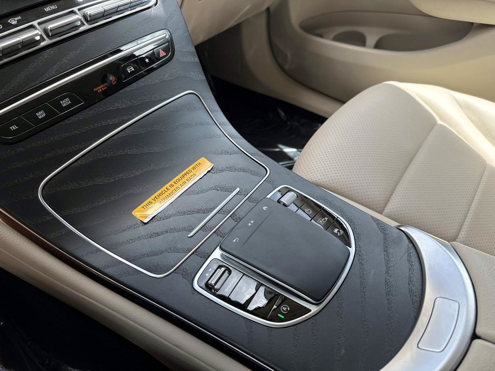 Certified 2022 Mercedes-Benz GLC 300 image 27