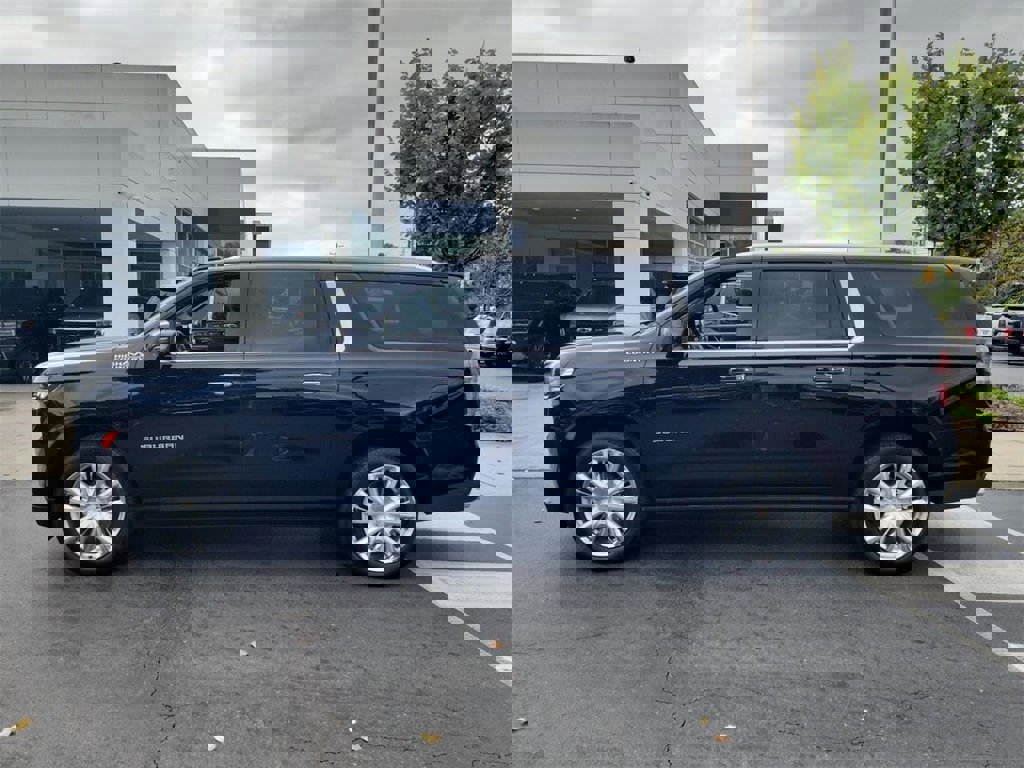 Certified 2021 Chevrolet Suburban High Country w/ Premium Package image 6