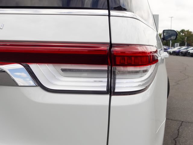 Used 2022 Lincoln Navigator Reserve AWD/4WD image 6