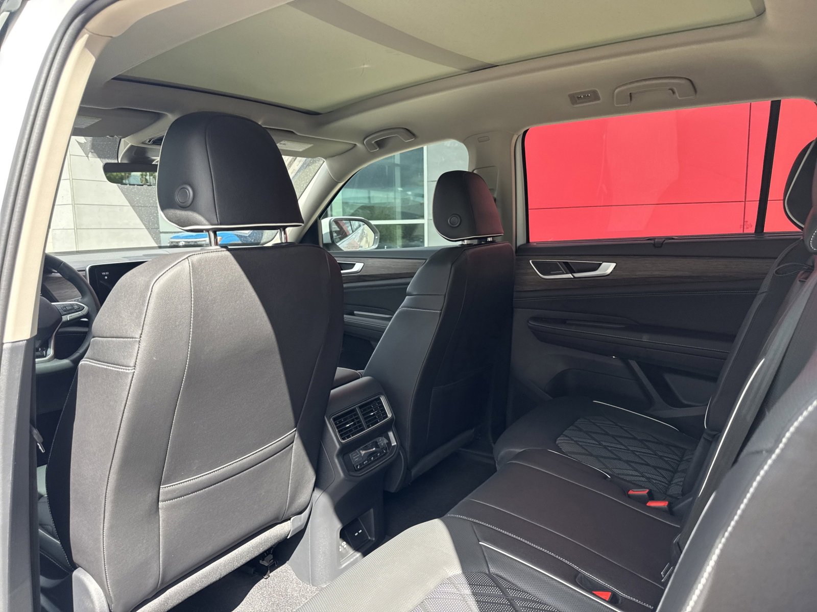 New 2026 Volkswagen Atlas SEL Premium R-Line image 20