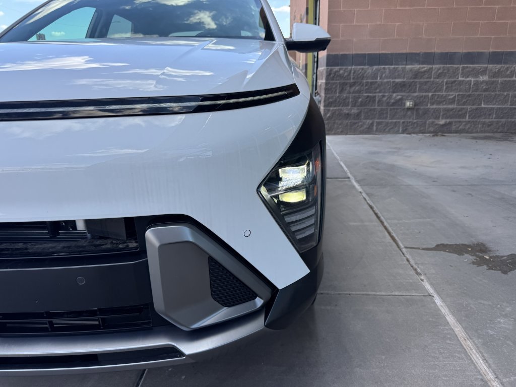 Used 2024 Hyundai Kona Limited image 11