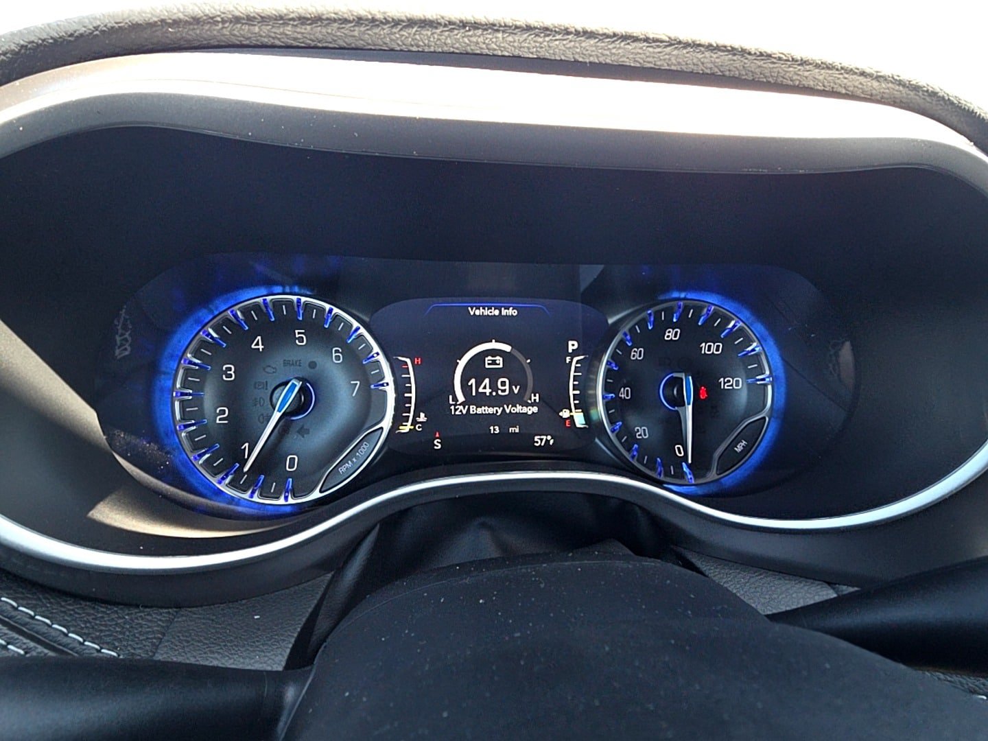 New 2026 Chrysler Pacifica Select w/ S Appearance Package FWD image 16