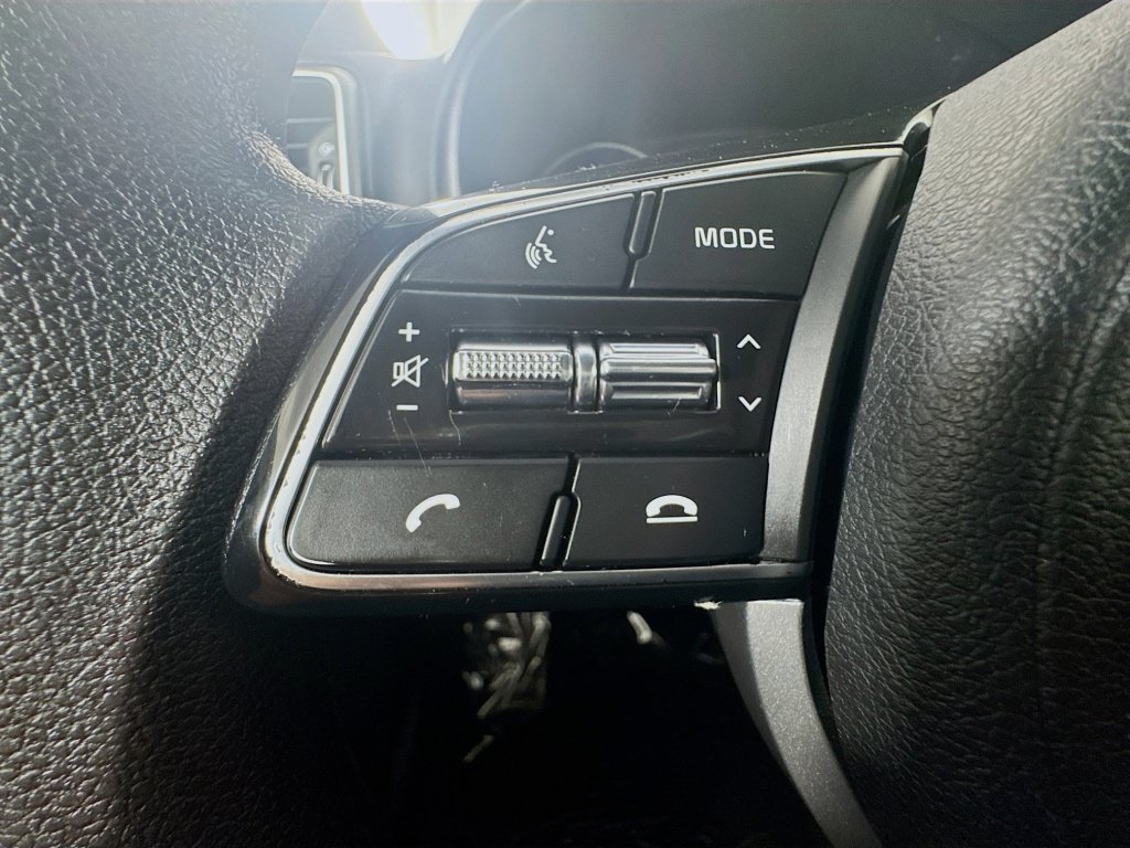 Used 2021 Kia Sportage LX AWD/4WD image 11
