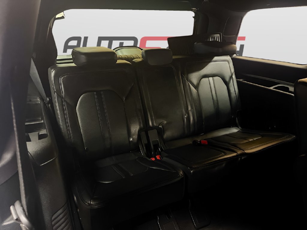 Used 2021 Ford Expedition Limited AWD/4WD image 29