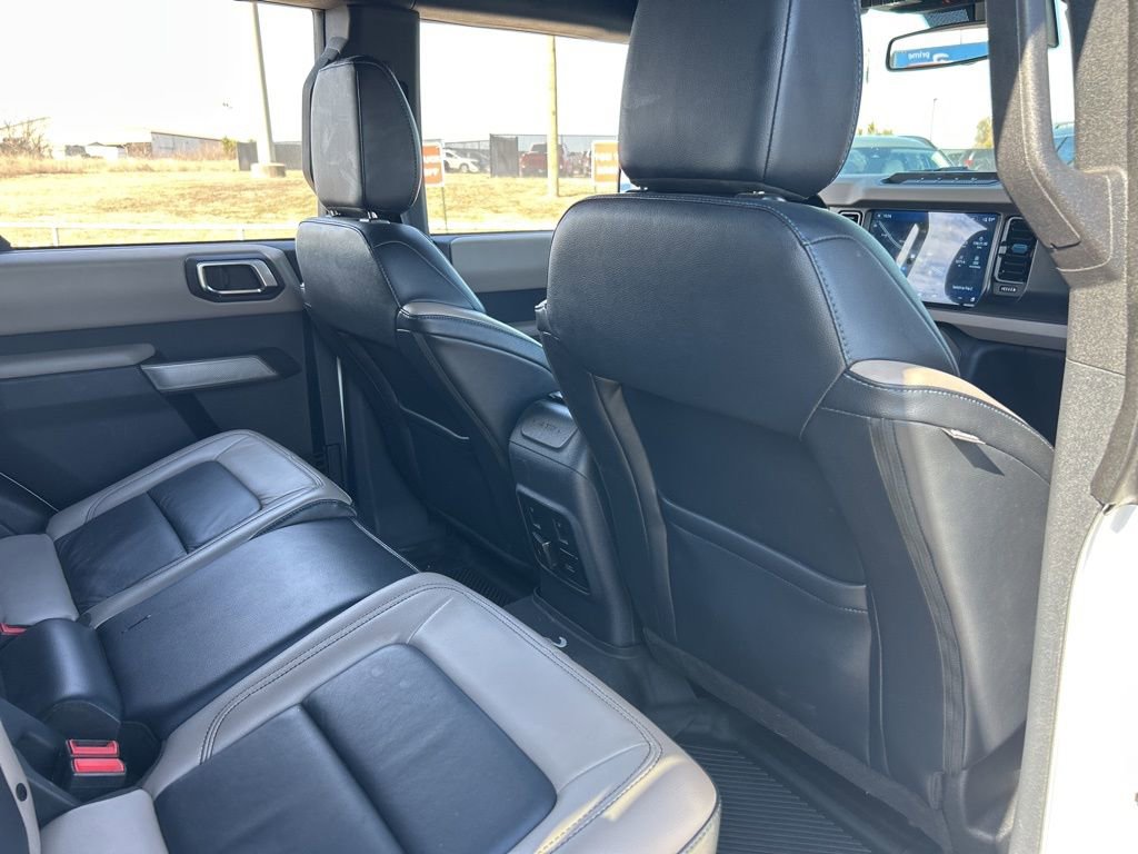 Used 2022 Ford Bronco Wildtrak image 31