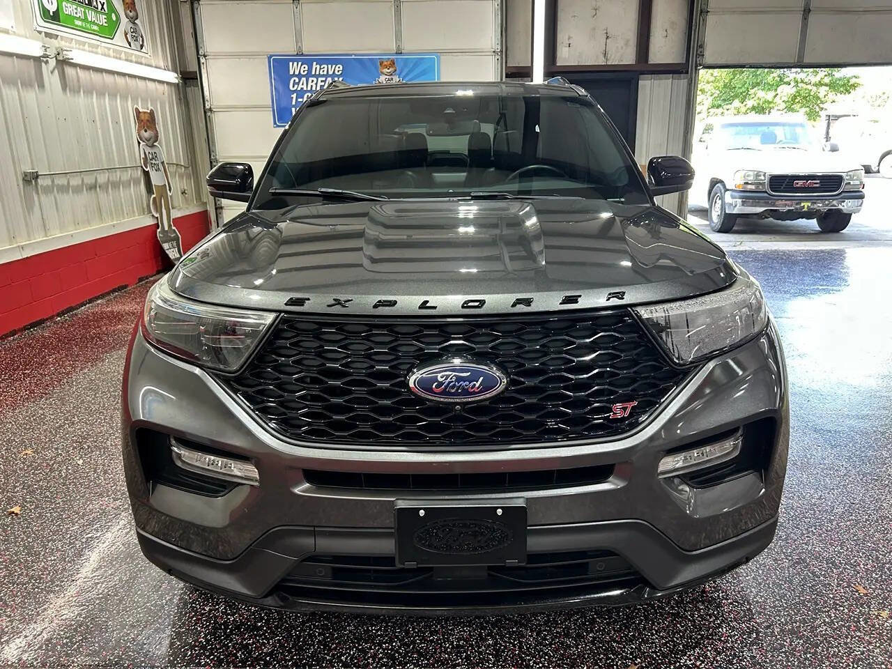 Used 2020 Ford Explorer ST w/ Premium Technology Package image 3