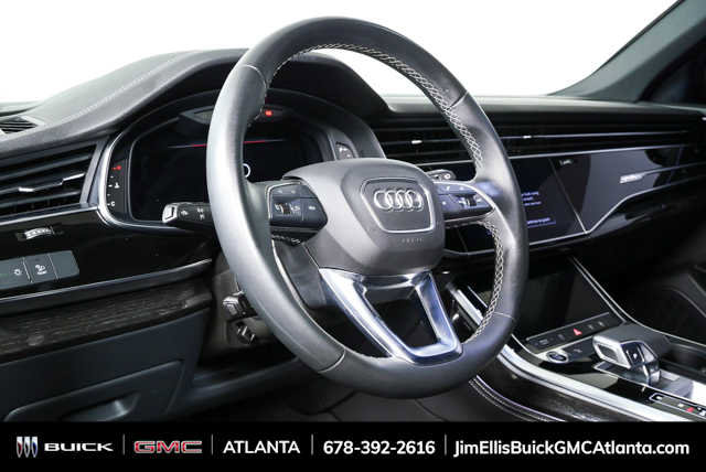 Used 2025 Audi Q8 Premium Plus AWD/4WD image 4
