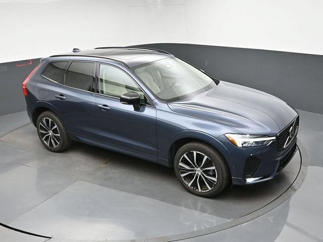 Used 2024 Volvo XC60 B5 Plus w/ Protection Package Premier AWD/4WD image 18
