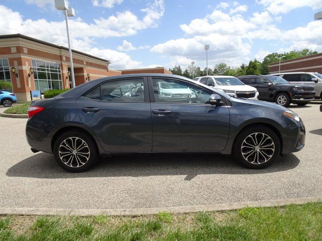 Used 2015 Toyota Corolla S FWD image 2