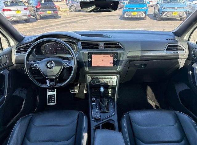 Used 2020 Volkswagen Tiguan SEL Premium R-Line image 46