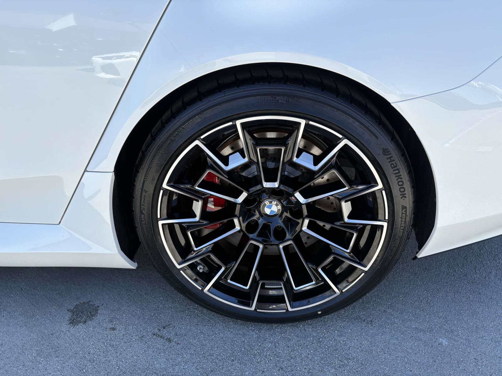 New 2026 BMW M5 w/ Carbon Package image 10
